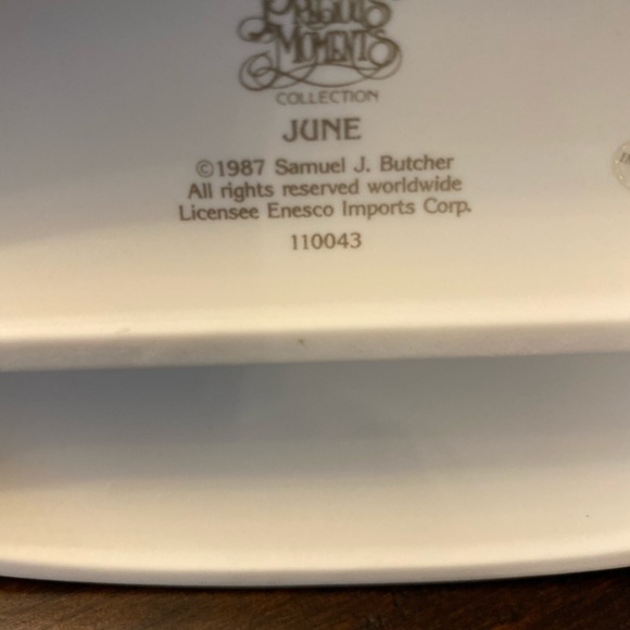 Precious Moments June Figure Figurine - Picture 4 of 4